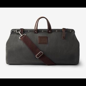 Bespoke Post Weekender Bag - Gray
